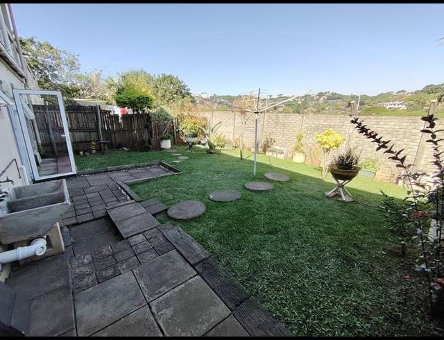 2 BEDROOM TOWNHOUSE FOR SALE IN SUNNINGDALE